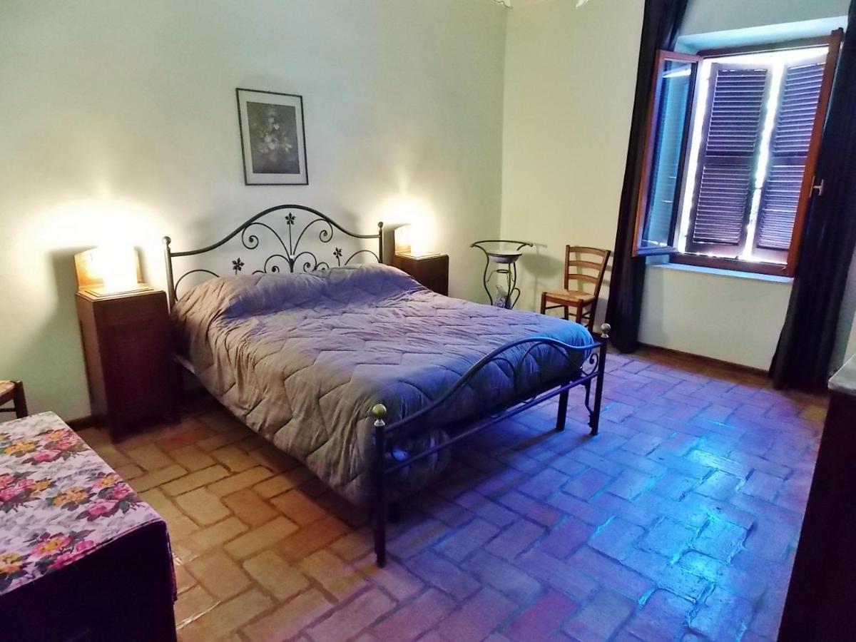 San Lorenzo Cerreto dʼEsi Buitenkant foto